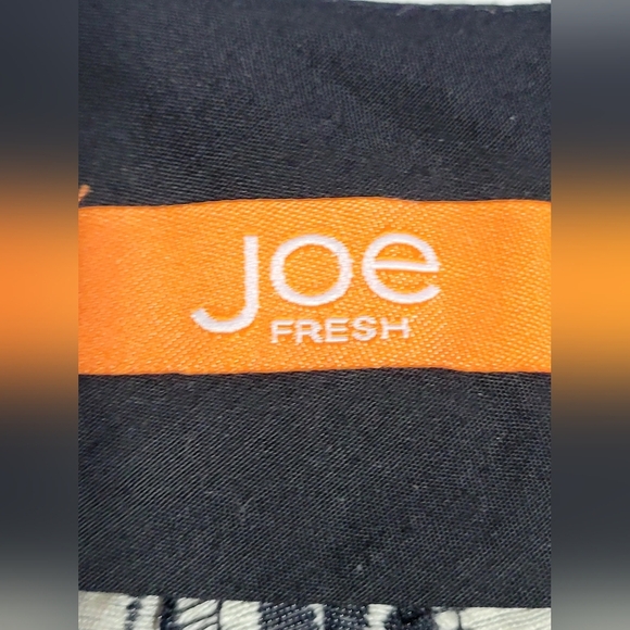 Joe Fresh, Zig/zag Black/White  Shorts Size 6 - Picture 4 of 7